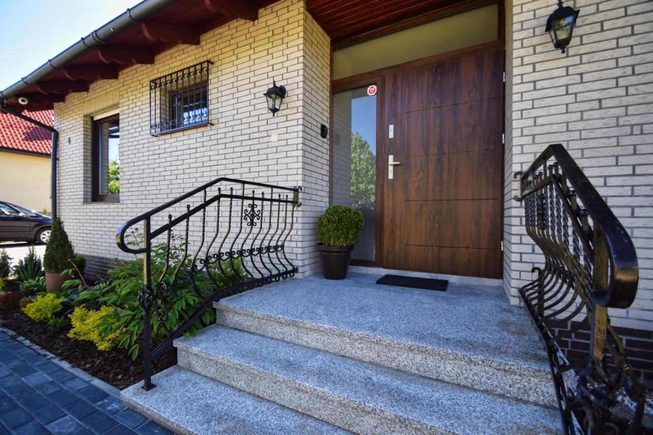 Willa Prestige Sianozety Exterior foto